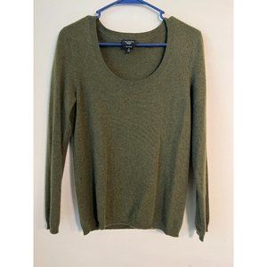 Talbots Women Sweater Pure 100% Cashmere Green Size Medium Long Sleeves